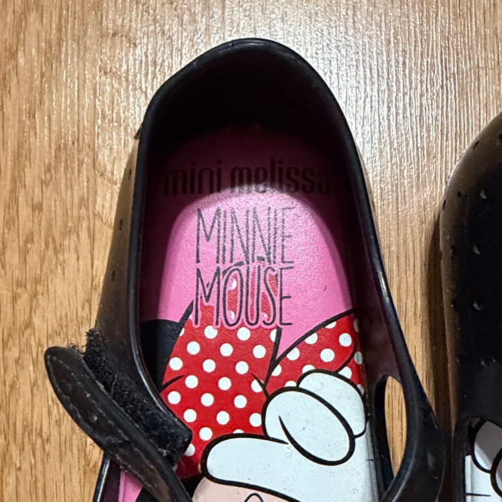 Mini Melissa Minnie Mouse shoes - Picture 2 of 5